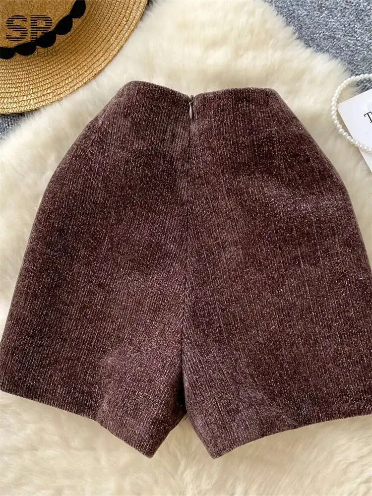

BabYoung Senior Wide Leg Women Autumn Elastic Waist 2024 Newest Ladies Zipper Pearl Design Winter Loose Basics Shorts