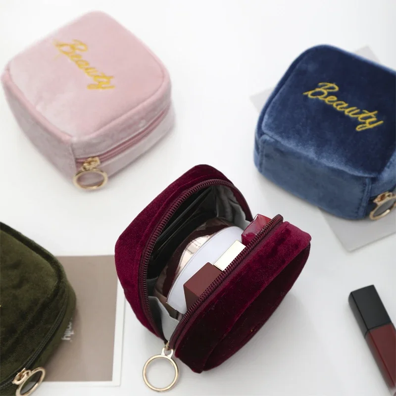 Bolsa de cosméticos con letras bordadas para mujer, estuche pequeño para lápiz labial, auriculares, servilletas sanitarias, organizador de