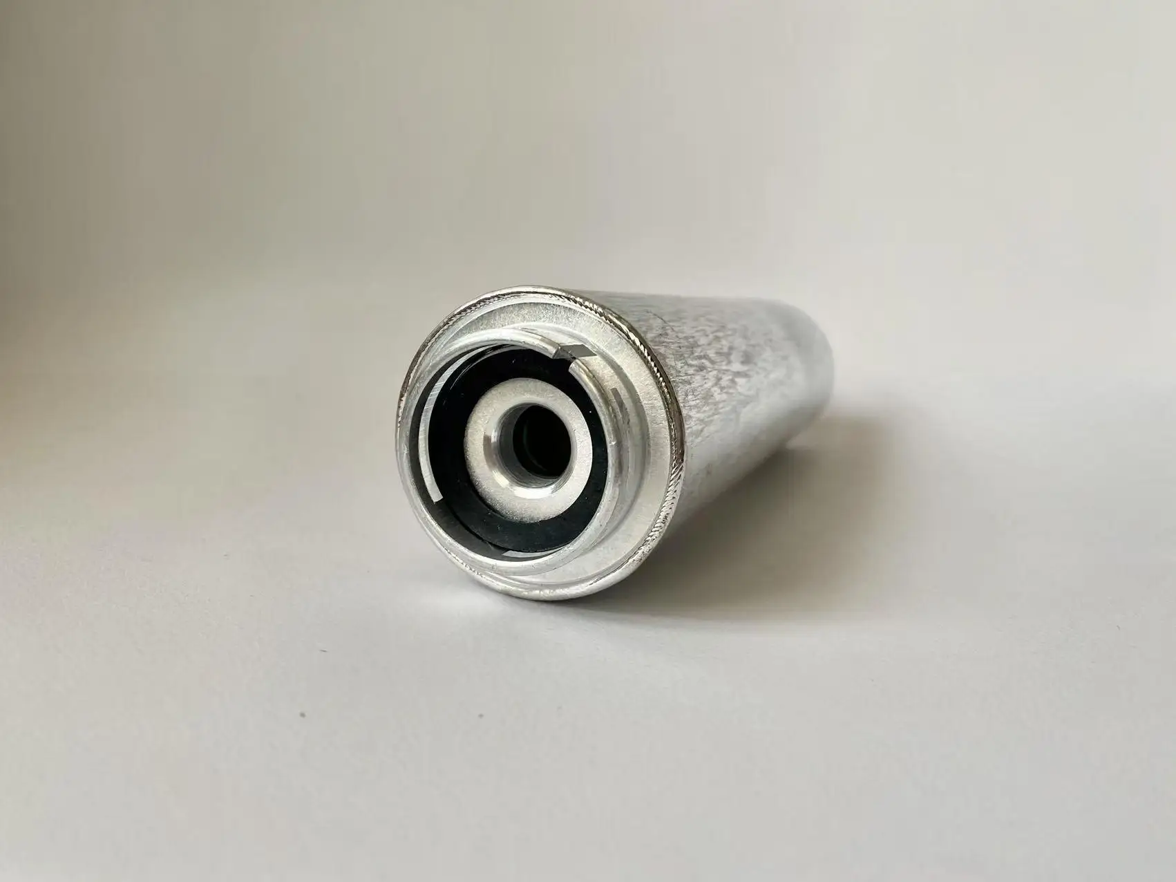 Filtr paliwa 13327788700 KL169/3D 13327793672 akcesoria samochodowe olej napędowy do BMW E90 E60 E65 E66 E81 E87 X5 E70 X6 X3