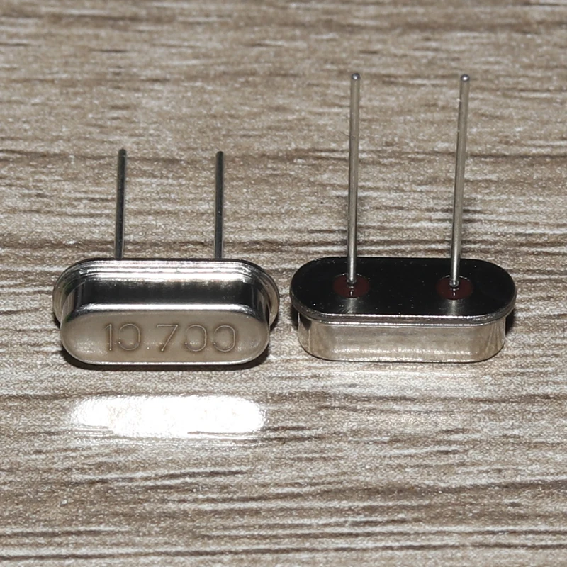 100pcs Quartz crystal resonator crystal oscillator 10.7M 10.7MHZ HC-49S in-line 2-pin resonator