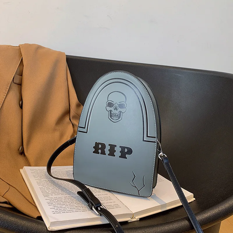 

Chic Halloween Bag 2025 - Skull & Tombstone Crossbody Purse, Edgy Graffiti Shoulder Bag, Gothic Mini Handheld Bag for Party