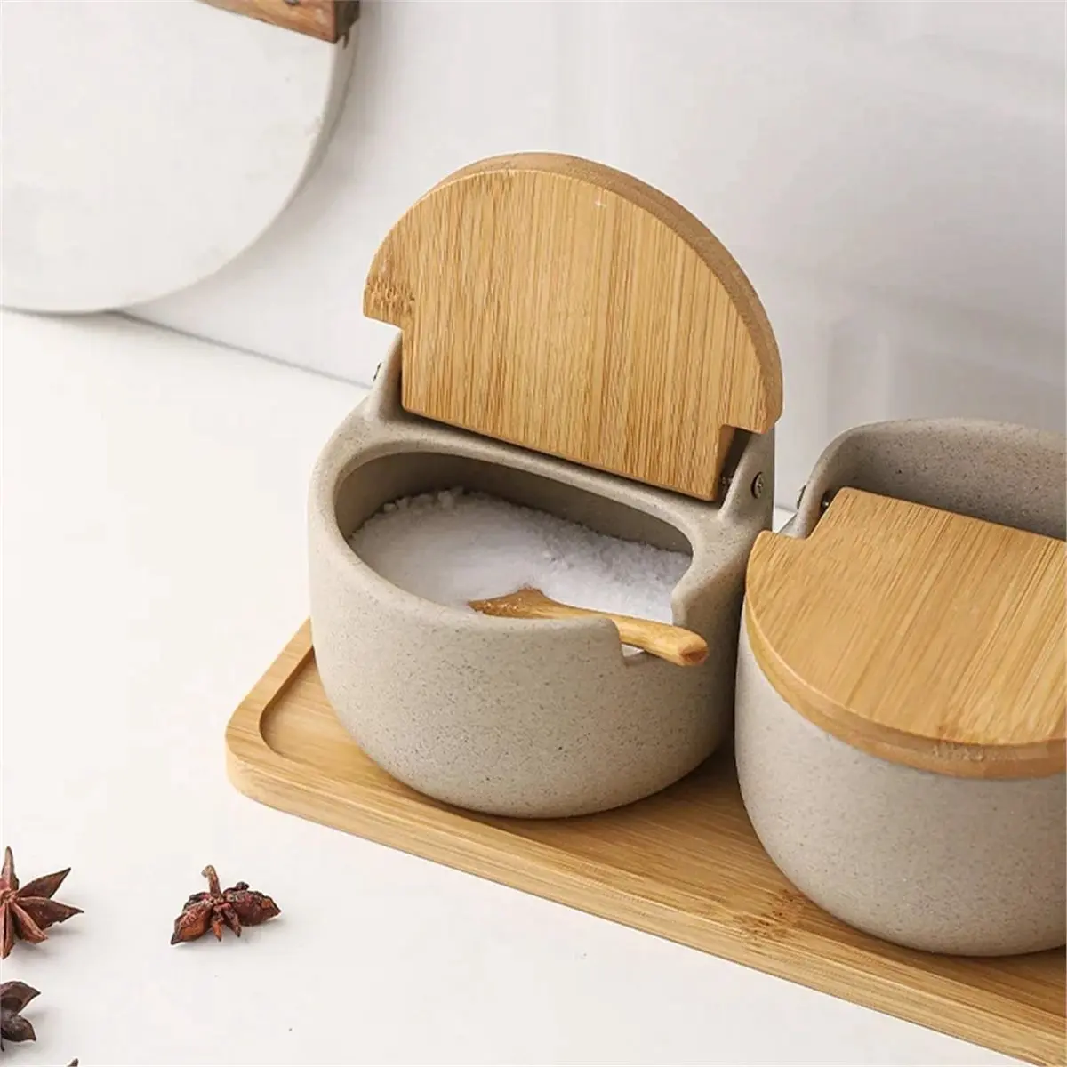 N94R Ceramic Seasoning Jar Bamboo Lid Spice Jar with Spoon Kitchen Sugar Salt Spices Storage Box Household Container