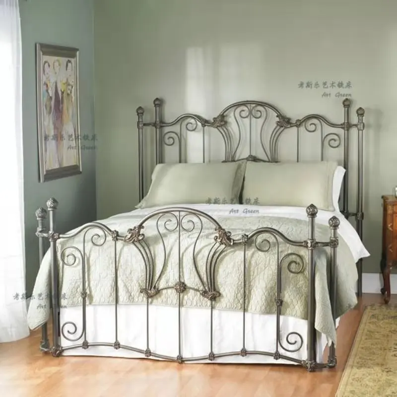 

Wrought iron bed/high-grade European bed Iron frame bed/Wrought iron bed 1.5 White princess bed/bed frame Double bed 1.8 meters