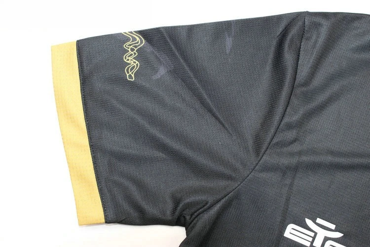 قميص Cagliari الجديد 2025 بطباعة ثلاثية الأبعاد، مسامي وسريع الجفاف، مناسب للرياضات الصيفية للرجال، تي شيرت برقبة دائرية.