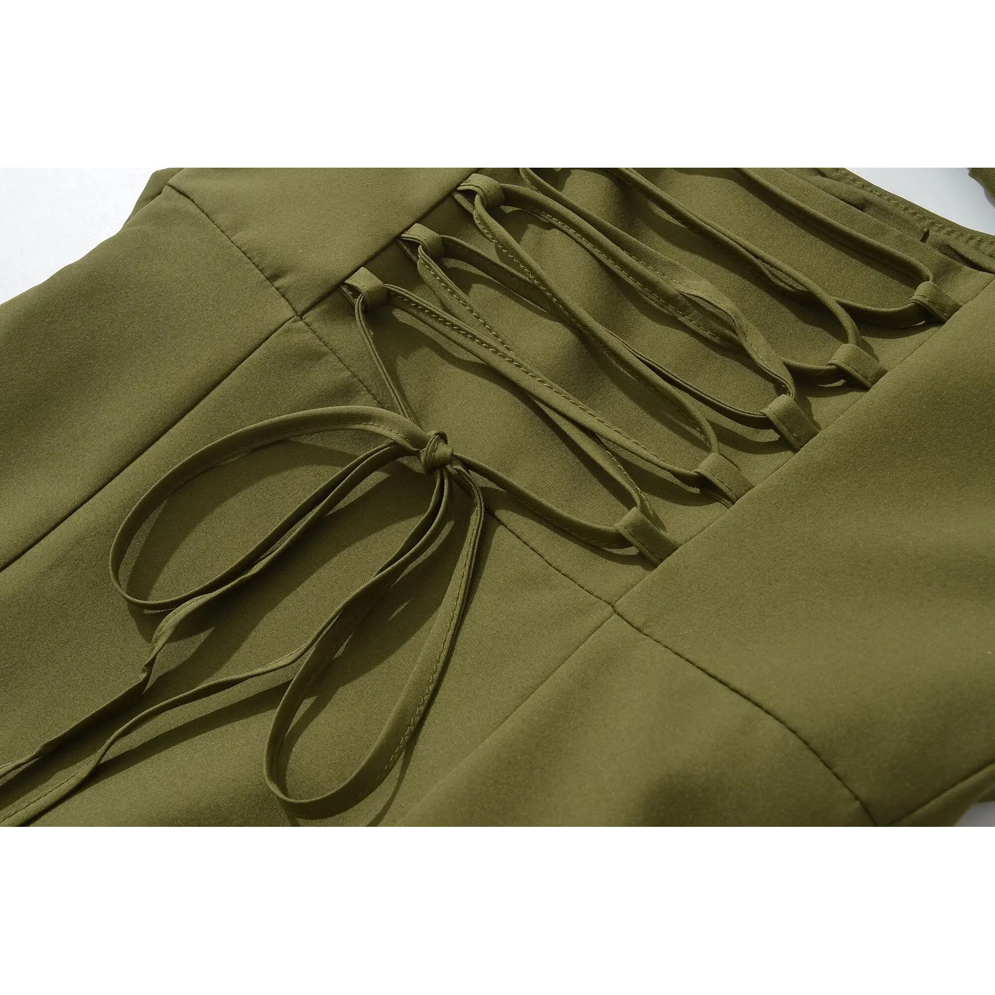 เสื้อผ้าผู้หญิง Ele JNLEAOG รุ่น Dr Autumn ดีไซน์ใหม่ ทรงสลิมฟิต ตัดเย็บแบบตรง แฟชั่นลำลอง ผลิตจากเส้นใยโพลีเอสเตอร์