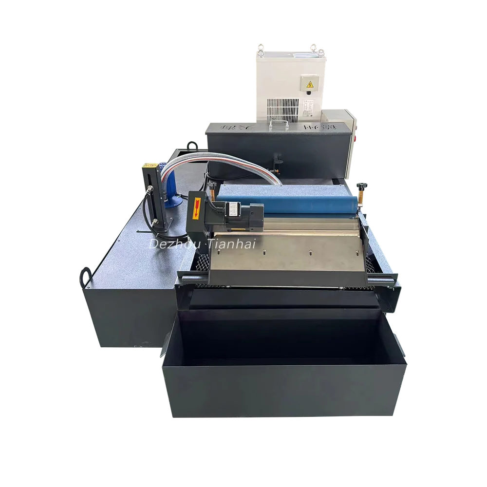 Water tank Paper Type Filter Conveyor With Magnetic Roller Industrial Filtration Bed System
