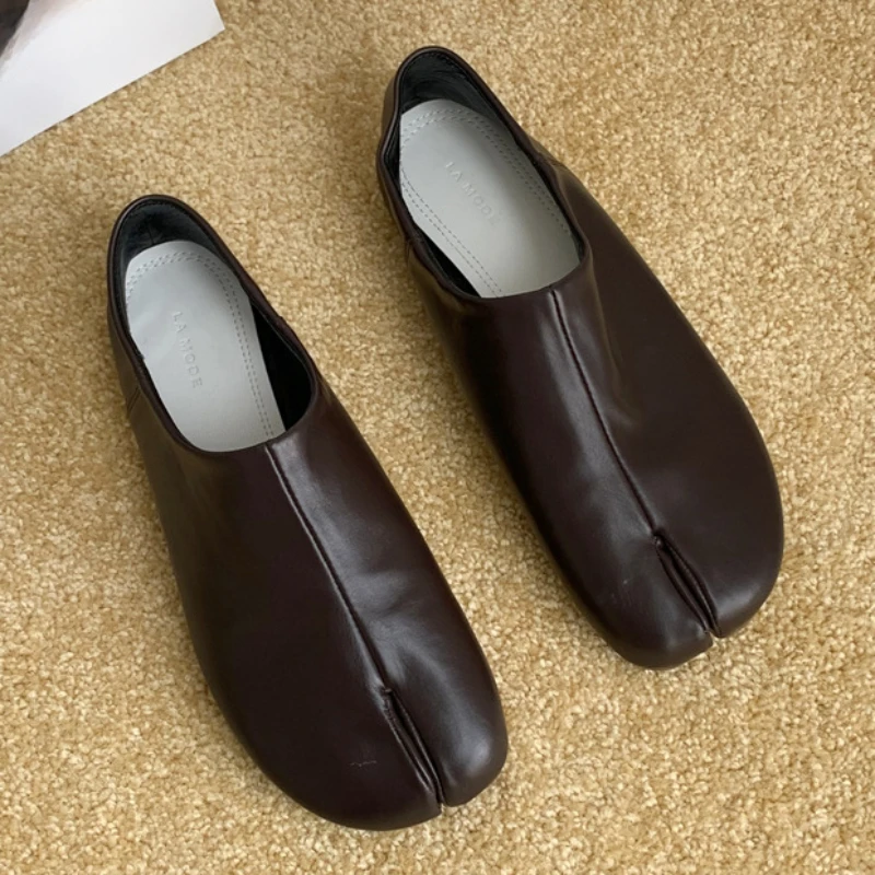 New Ninja Split Toe Women Flats Tabi Shoes Shallow Lazy Slip-On Slingback Mules Pig Hoof Shoes Woman Loafers Chaussure Femme