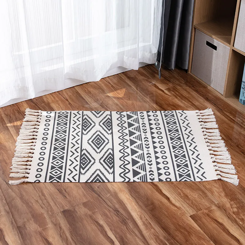 

Nordic Retro Ethnic Style Tassel Floor Mat Simple Cotton Linen Door Mat Bedroom Bedside Foot Mat Living Room Coffee Table Carpet