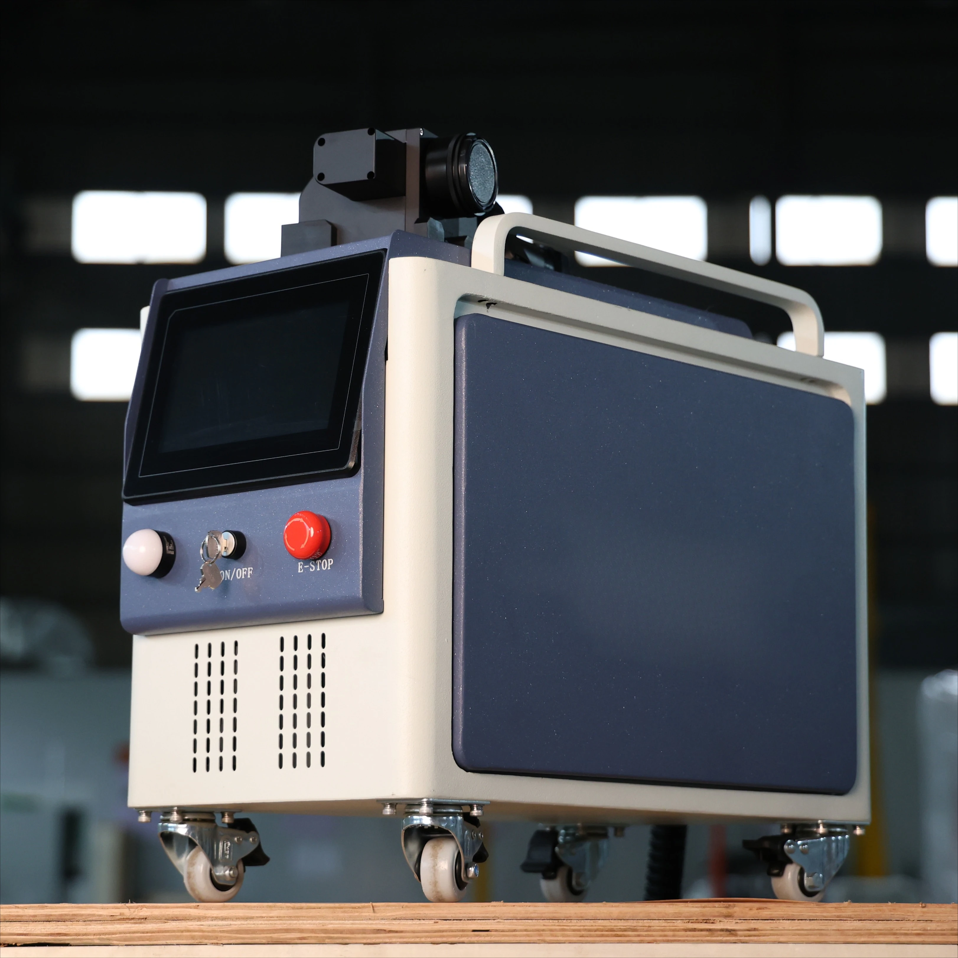 New Pulse Cleaning Machines 200w Industrial Cleaning Machine Portable Hand-held Rust Removal