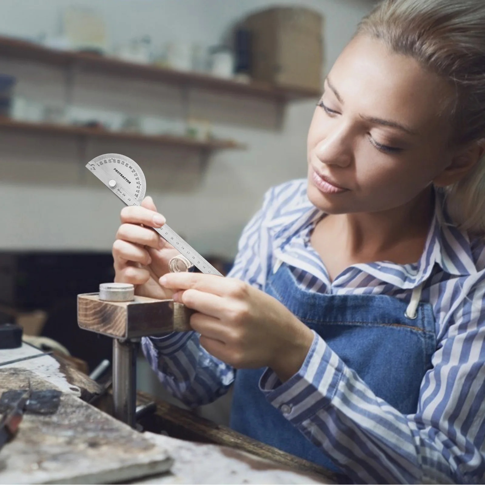 

1Pcs Angle Finder Ruler Stainless Steel Protractor with Rotating Arm for Woodworking Angle Measurement Tool Multi-Functional