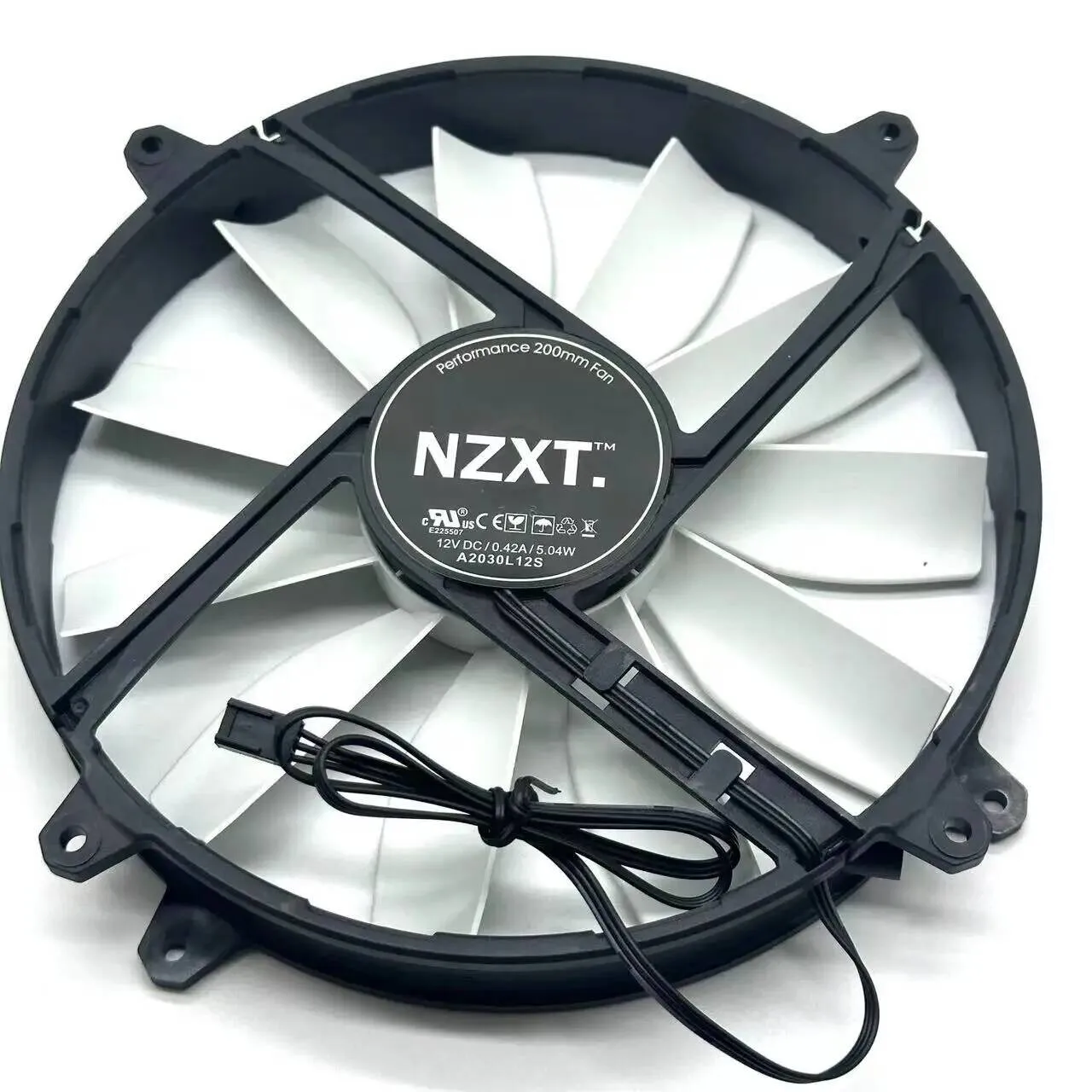 

Оригинальный бесшумный вентилятор NZXT 14 см со светодиодной синей подсветкой A2030L12S 12 В 0,42 А 5,04 Вт 20 см 3-проводной 14025 Инструменты для охлаждающего вентилятора