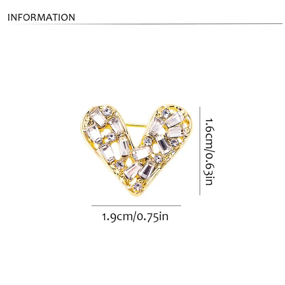 Rectangular Heart Brooch Lapel Shiny Hollow Out Rhinestone Pin Korean Style Elegant Hollow Heart Breastpin Clothing Accessories