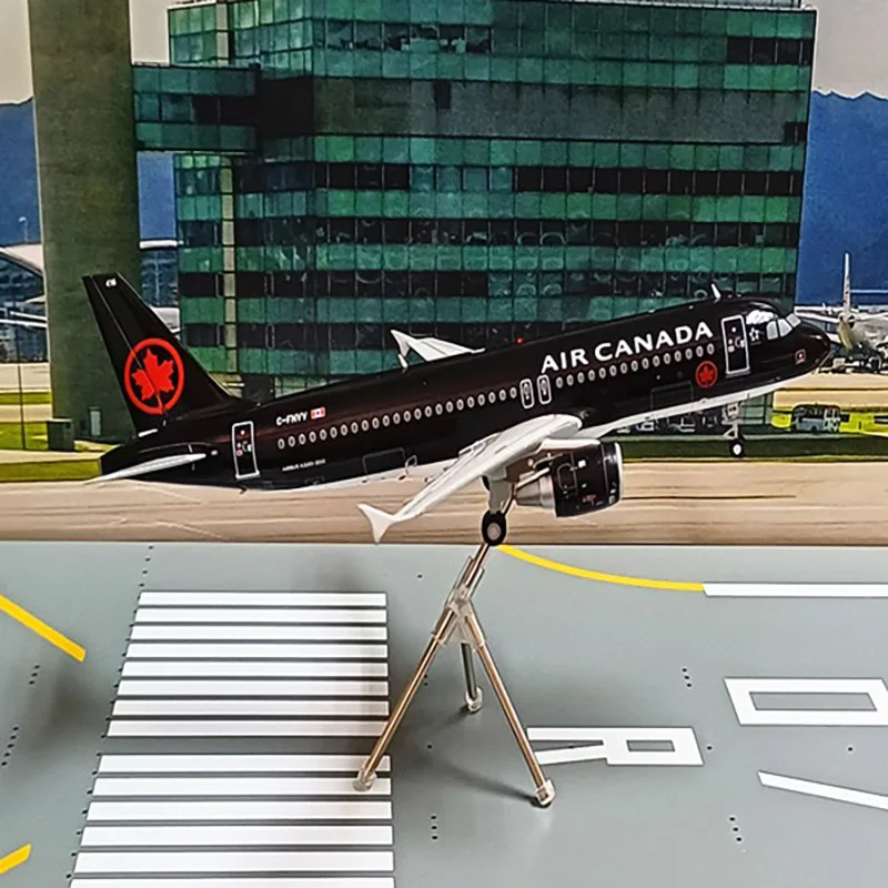 

Die cast 1:200 scale Canadian Airlines A320, G2ACA1291 finished simulation aircraft model collection