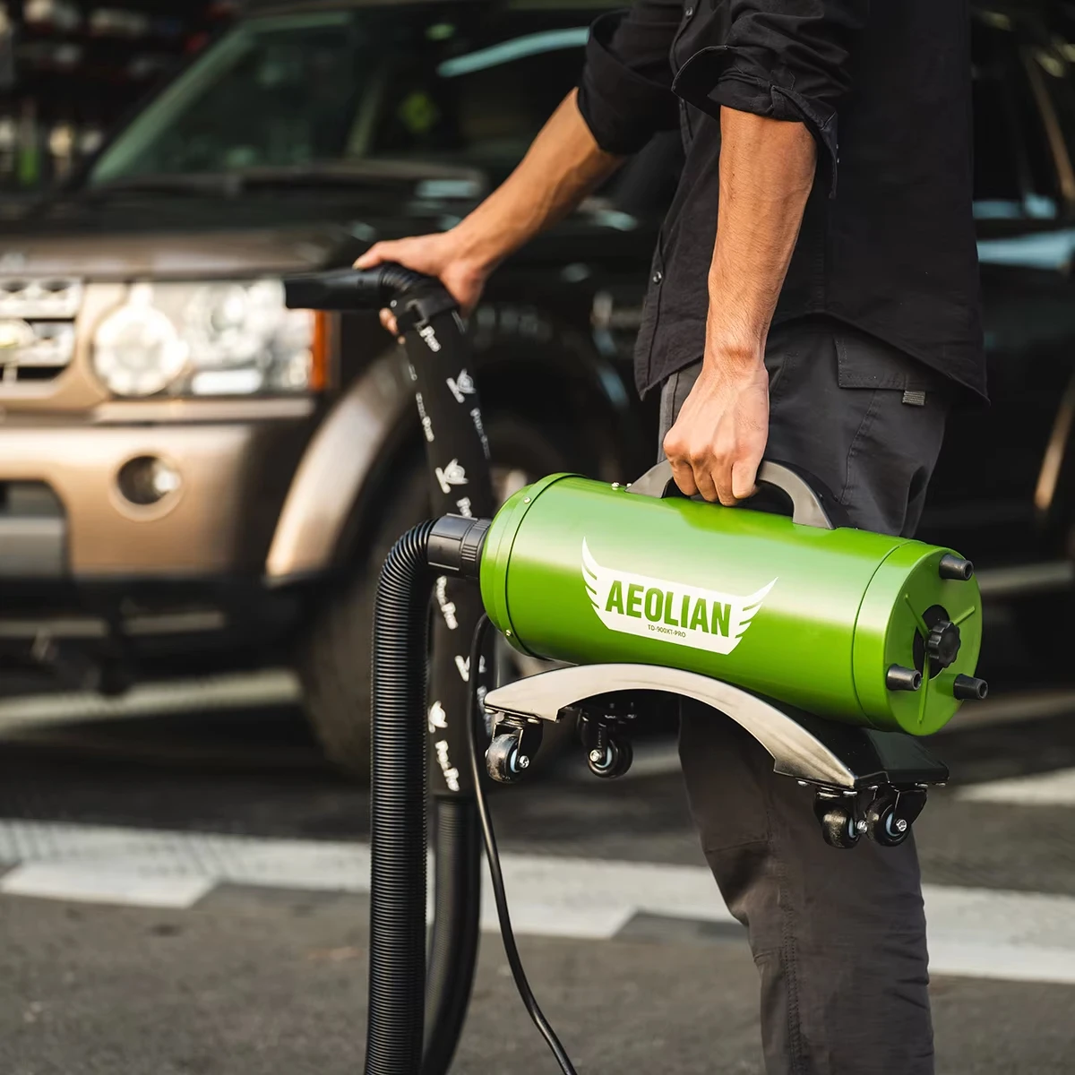 Luxury Portable Car Care Blower Iron Water Dryer with Hot Wind Modern Detailing Equipment for Cars Wash and Blow