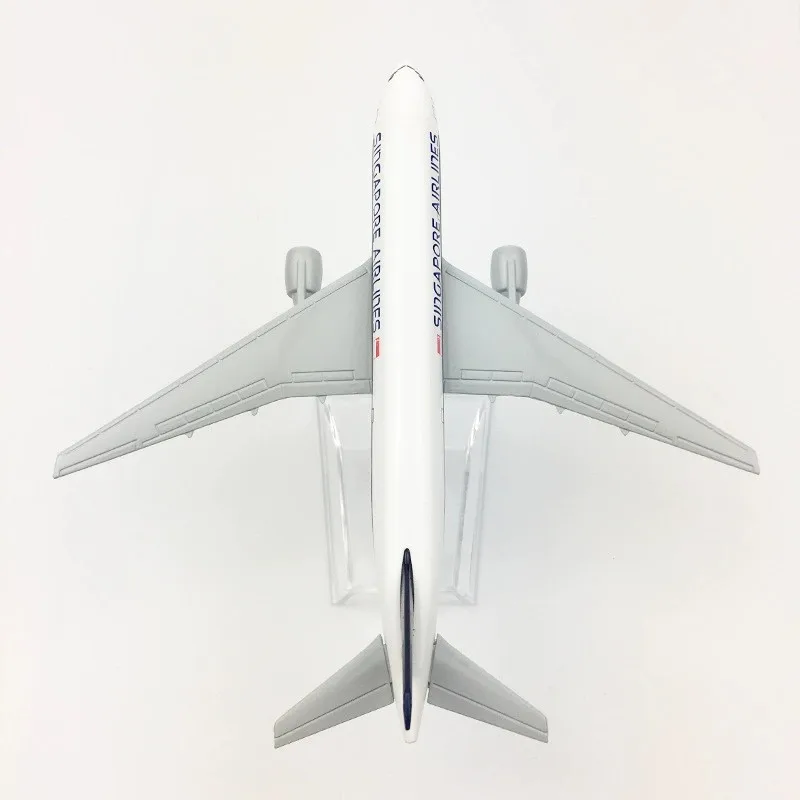 16cm B777 Singapore Airways Metal 1/400 Scale Planes Model Airplane Diecast With Base Adult Fun Aviation Collection