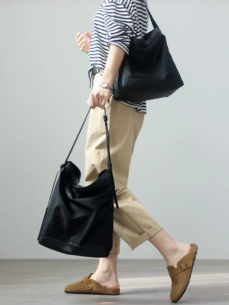 حقيبة يد نسائية ذات سعة كبيرة وخفيفة الوزن وحقيبة كتف واحدة بتصميم حصيرة حضرية وحقيبة يد مغناطيسية بإغلاق أزرق