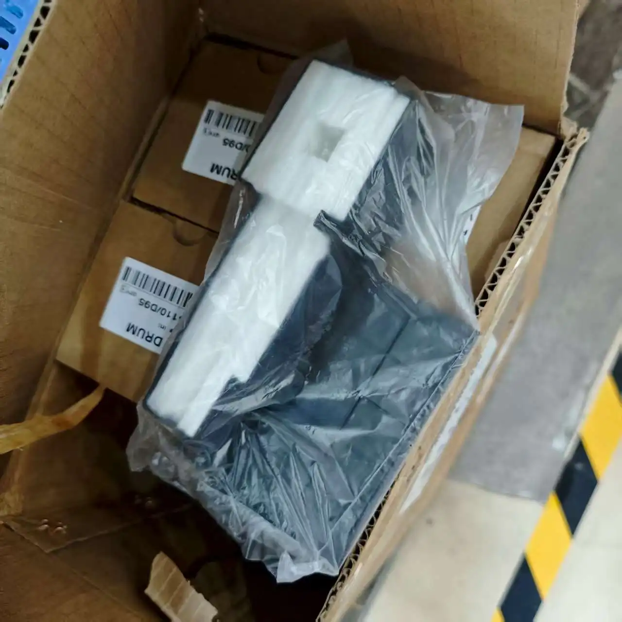 

1 шт. резервуар для губки для отработанных чернил для EPSON L111 L120 L130 L132 L211 L300 L301 L355 L220 L210 L110 L380 L365 L222 L360 L366 L310