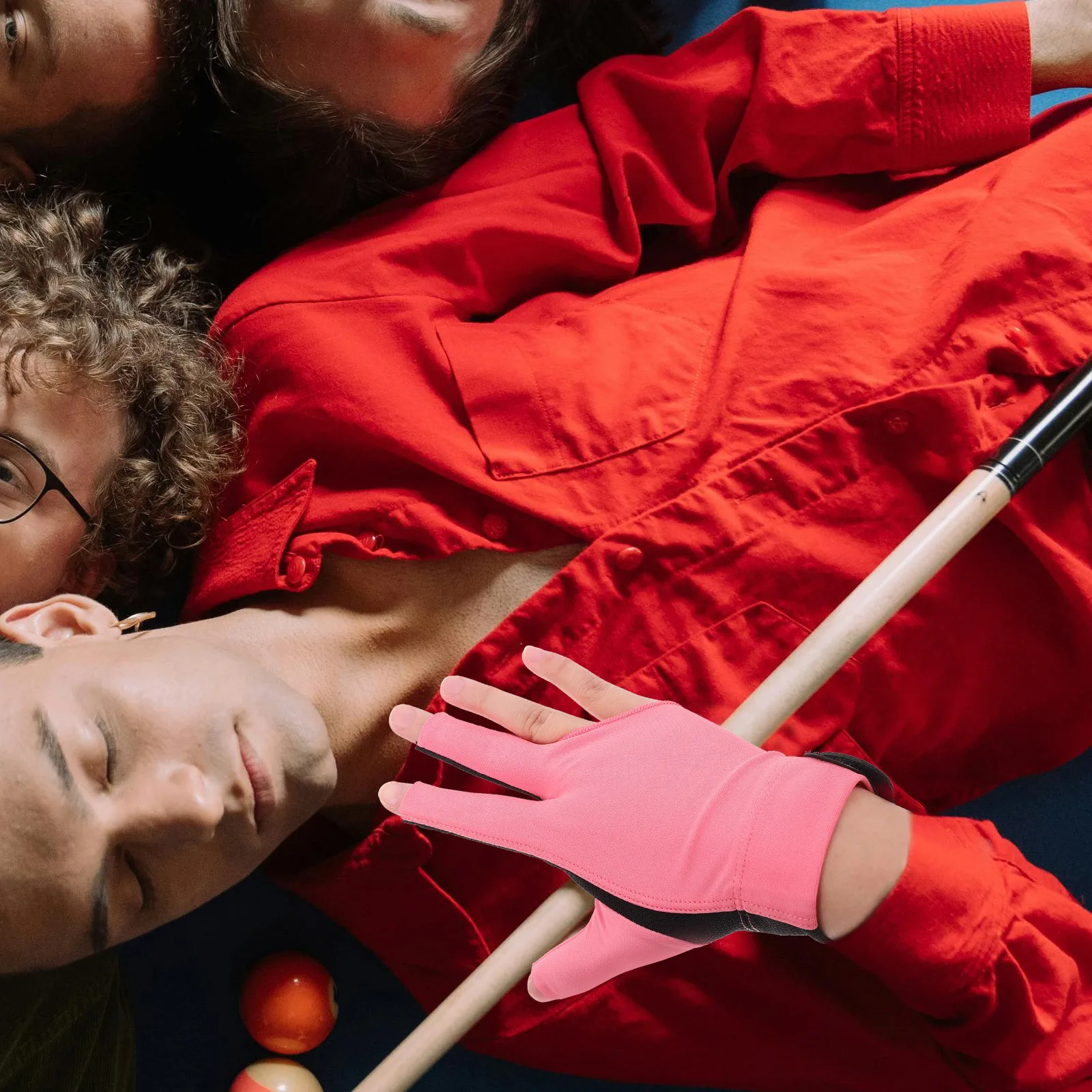 

3 Finger Anti-Slip Billiards Glove Elastic Wrist Snooker Glove Breathable Peach Blossom Size Game Play