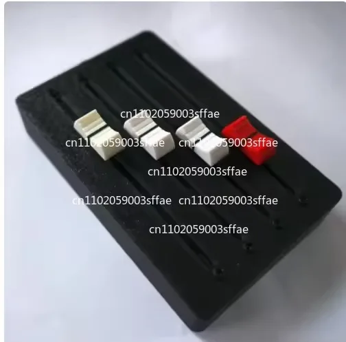 

Минималистичный 4-дорожечный контроллер Midi C, хост DAW, MIDI-контроллер, фейдер, рисунок выражения струн (без дисплея)