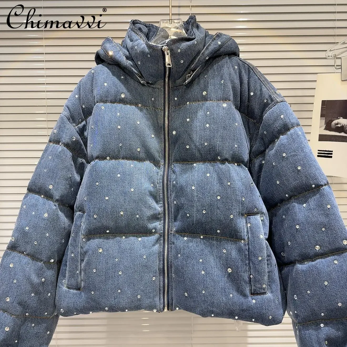 2024 Winter New High-end Hot Diamond Heavy Washing Water Denim Hooded Down Jacket Loose Long Sleeve Warm Women's Short Coat Top