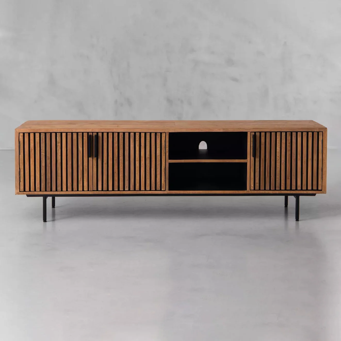 

Simple Classic Console Furniture Mid Century Modern Wood Tv Stand Tv Cabinet With Storage on the Floor