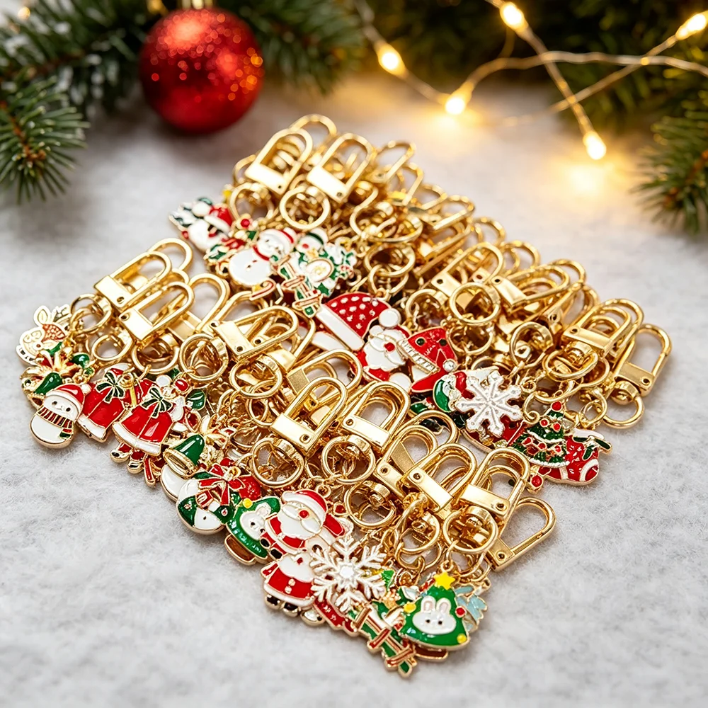 20 Stück Zufällige Legierungs-Weihnachts-Schlüsselanhänger, Taschenanhänger, Feiertagsdekoration, Partygeschenk, Geschenk für Frauen und Männer, Rucksack- und Auto-Dekoration – Detail 4