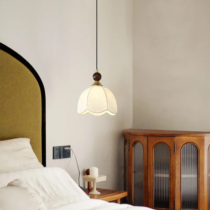 French Style Fabric Pendant Light Retro Single-Head Hanging Lamp for Bedroom Bedside Hallway Bar Counter Lighting Fixture