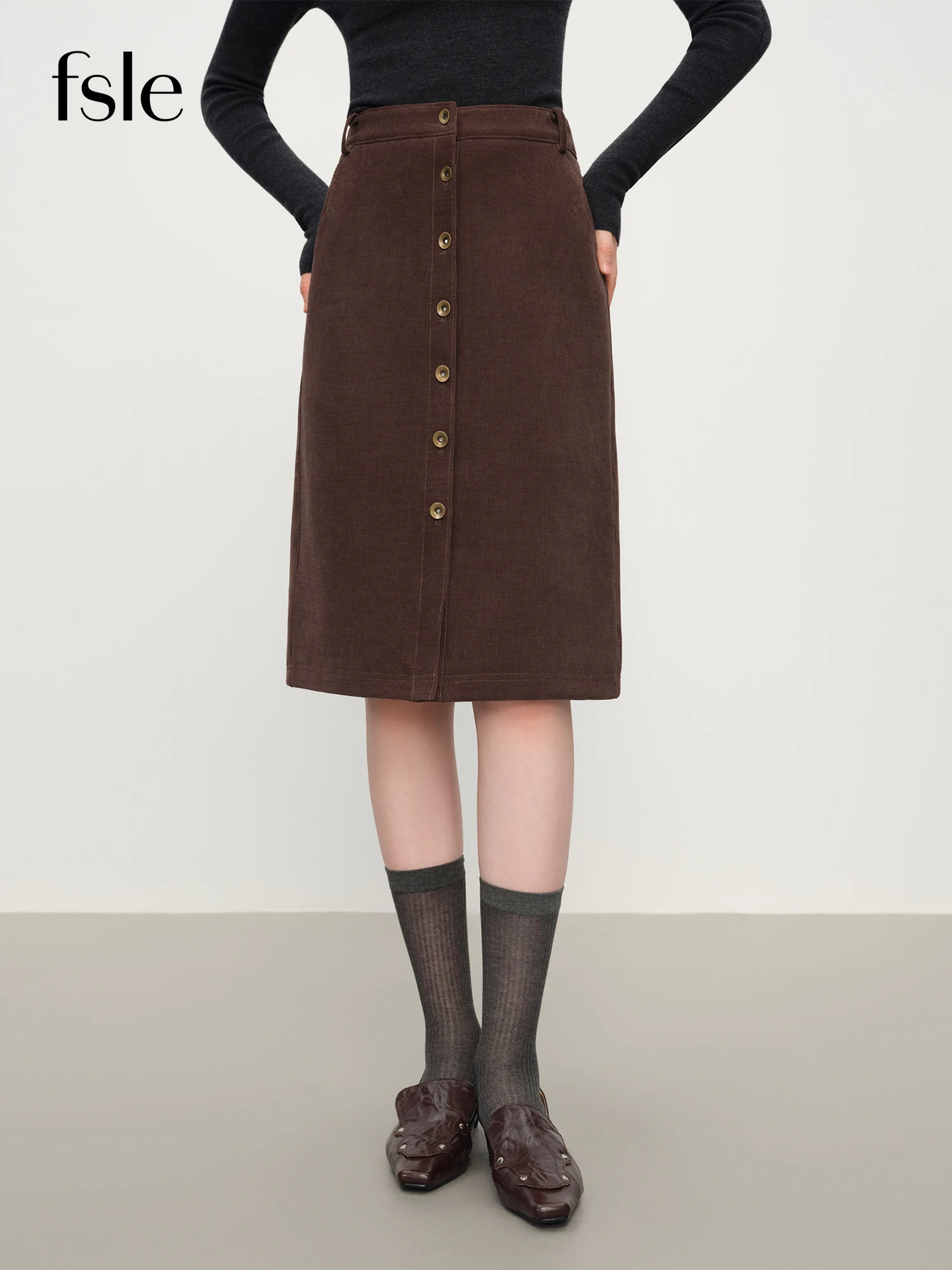 

FSLE Ретро кофейно-коричневая вельветовая юбка прямого кроя, женская зима 2025, Новое поступление, элегантная винтажная юбка-миди для поездок на работу