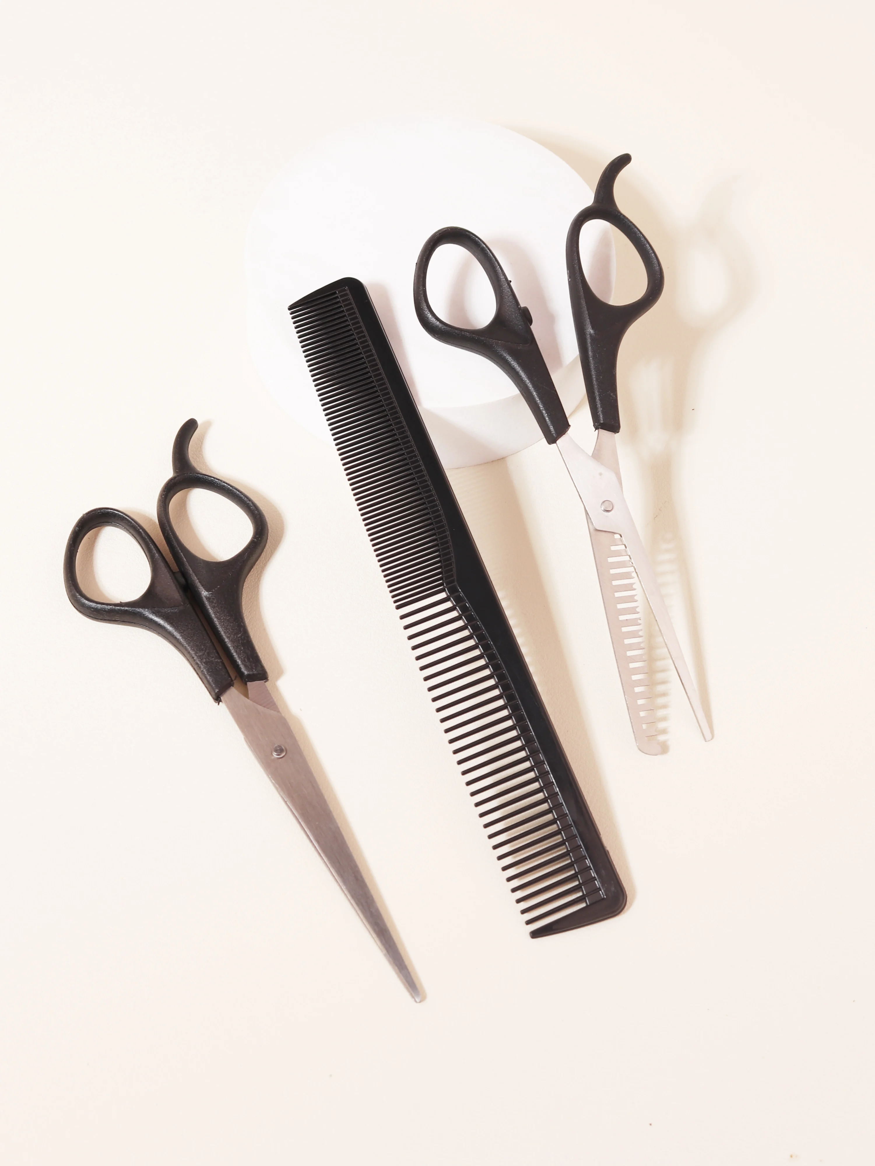 3pcs Scissors Sets-Suitable for Thinning and Styling Hair-for Men and Women for Finishing, Point Cuts, and Flat Cuts