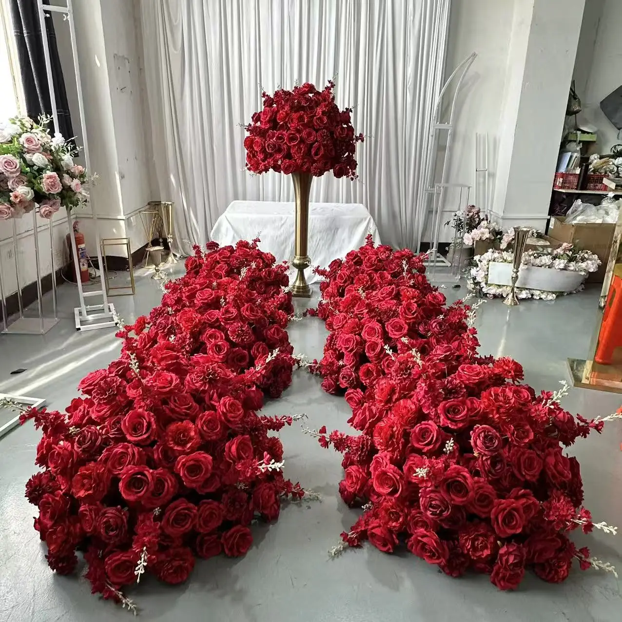 IFG Factory Direct Romantic  Silk Artificial Flower Balls 70cm Red  Artificial Floral for Wedding Events