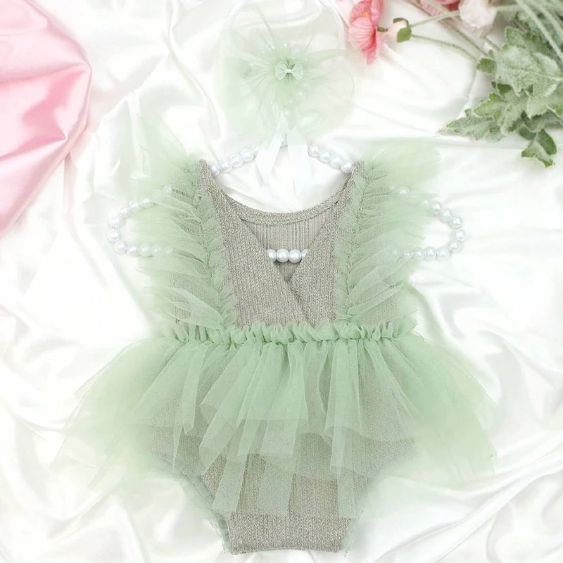 مجموعة واحدة من فستان رومبير لحديثي الولادة مع زخرفة من الدانتيل لالتقاط الصور والتجمعات العائلية مع دعائم أغطية رأس الطفل 24BE