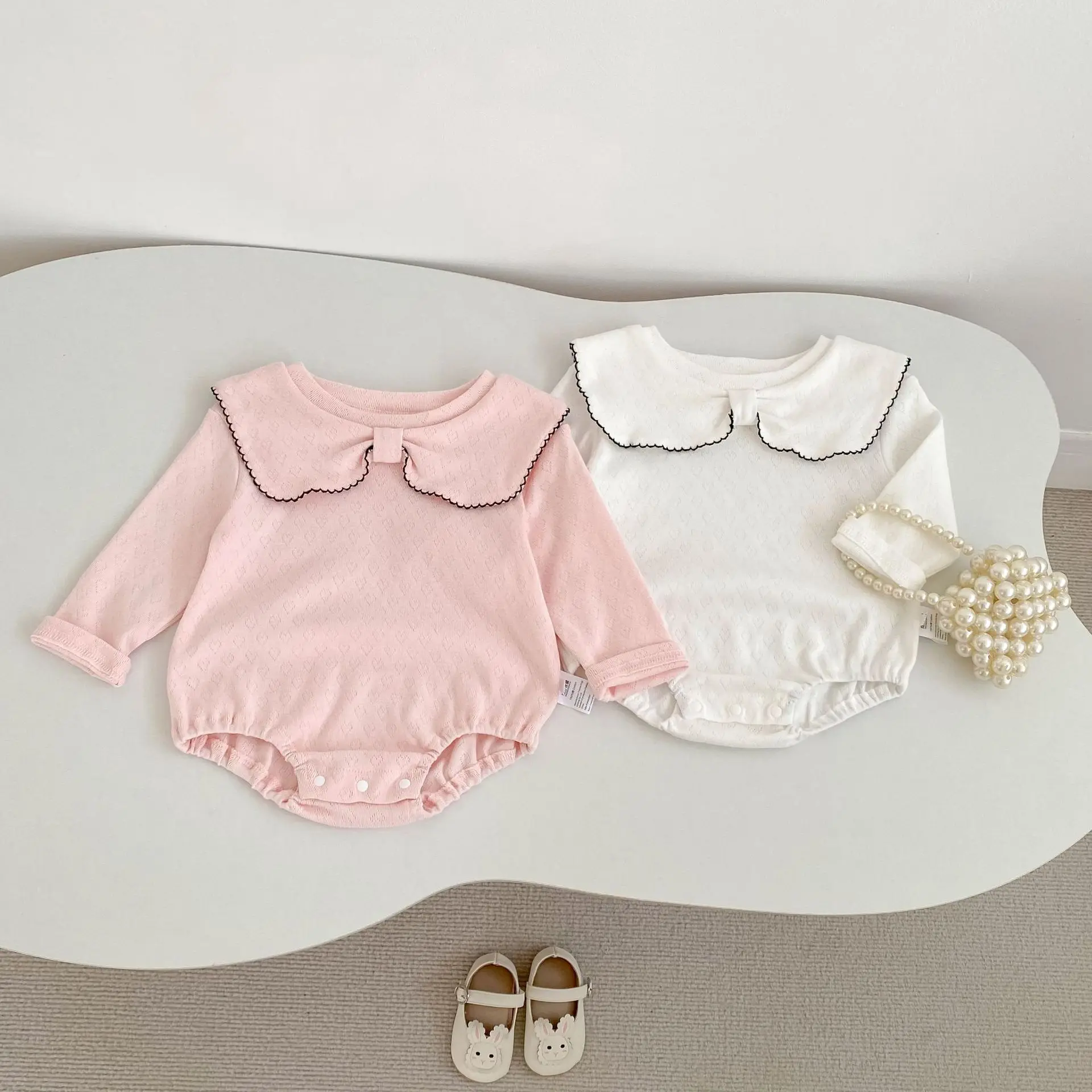 

Осенняя новая детская одежда для детей 0-3 лет, милая футболка с длинными рукавами и воротником-бабочкой для маленьких девочек, милый топ