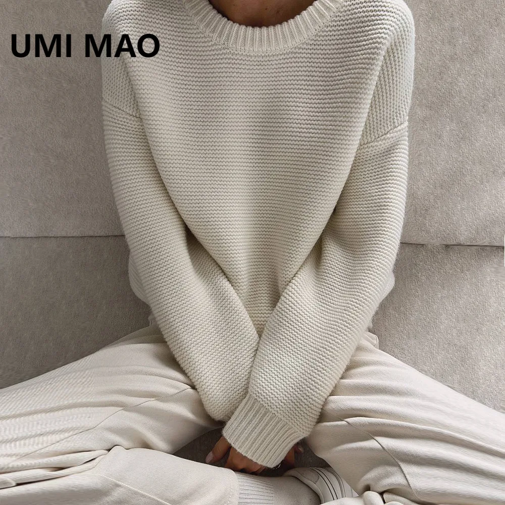 

UMI MAO Round Neck Knitted Sweater 2025 Autumn Winter New Style Elegant Simple Lazy Pullover Pure White Round Neck Sweater