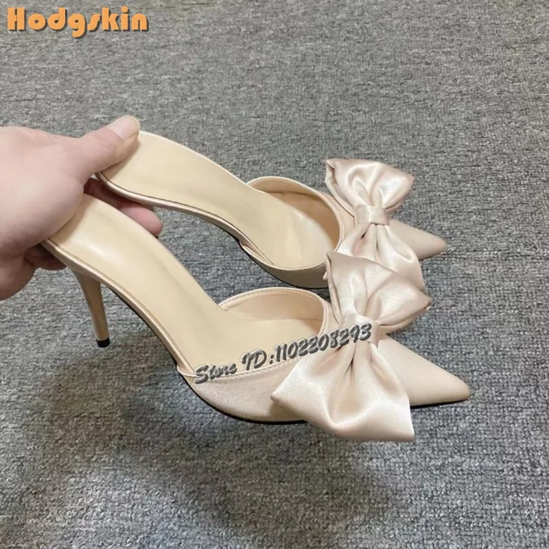 Pantofole sexy con fiocco leopardato Sandali con tacco alto poco profondi in raso di seta con punta a punta 2025 Nuove donne estive all'aperto Scarpe a spillo