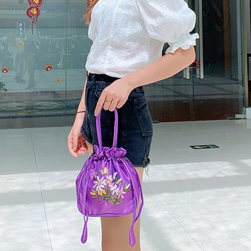 Small Women Bucket Bag Top Handle Ladies Handbag Phone Bag Summer Purse National Style Embroidered Flower Pattern Drawstring Bag