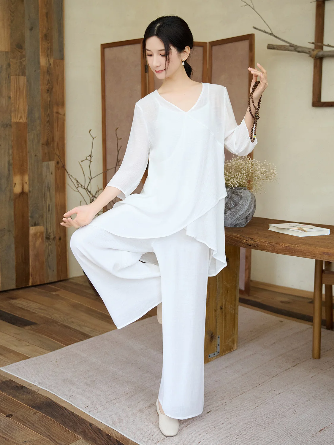 

Loose Casual Cotton Linen Tai Chi Practice Clothes New Chinese Style Zen Dance Clothes for Women Irregular Hemline Ethnic Set