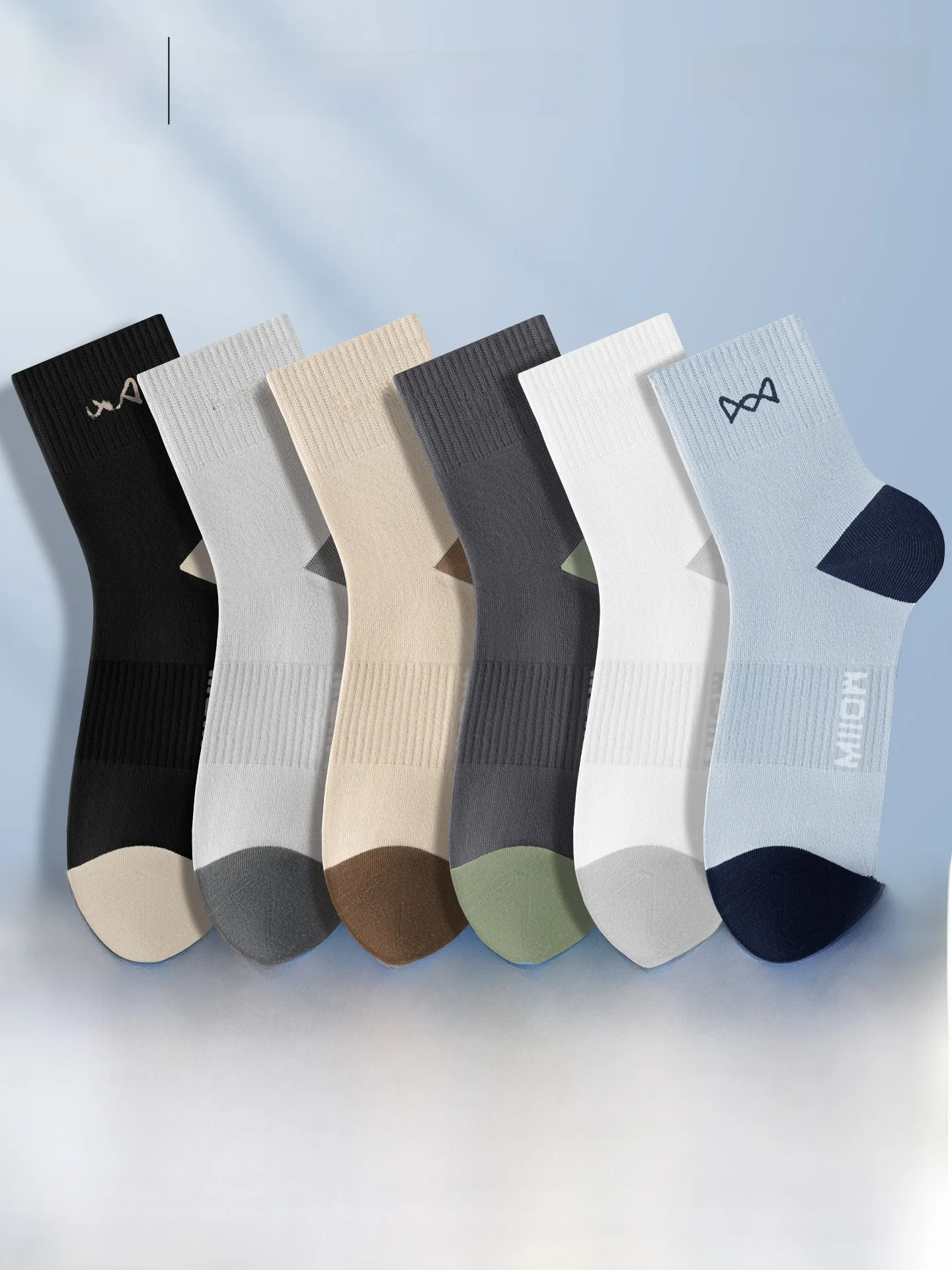 Men's 100% Cotton Sports Socks Breathable Anti-Odor Mid-Calf Basketball Socks Absorb Sweat Comfortable Elastic Design for Autumn