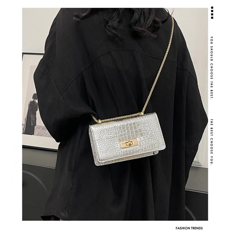 

Luxury Women's Crossbody-Bag Crafted From Leather Featuring Classic Paris Inspired And Casual Vintage Look​