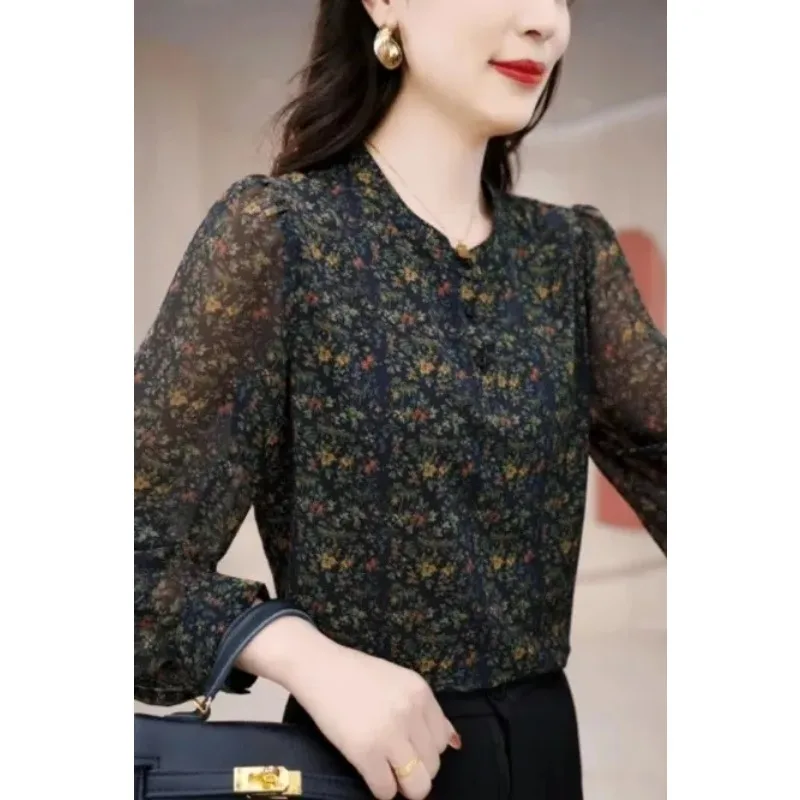 

Fashion Shirt Women's Long-sleeved Autumn New Shirt Retro Floral Casual Loose Versatile Top