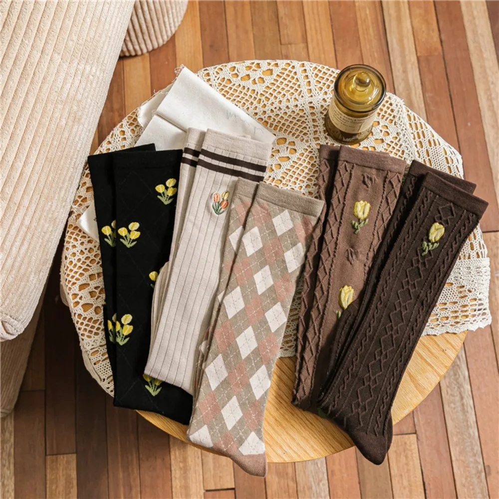 

Comfortable Autumn Kawaii Japanese Trendy Seamless Long Socks Female Tulip Stockings Jacquard Pattern Knitting Socks