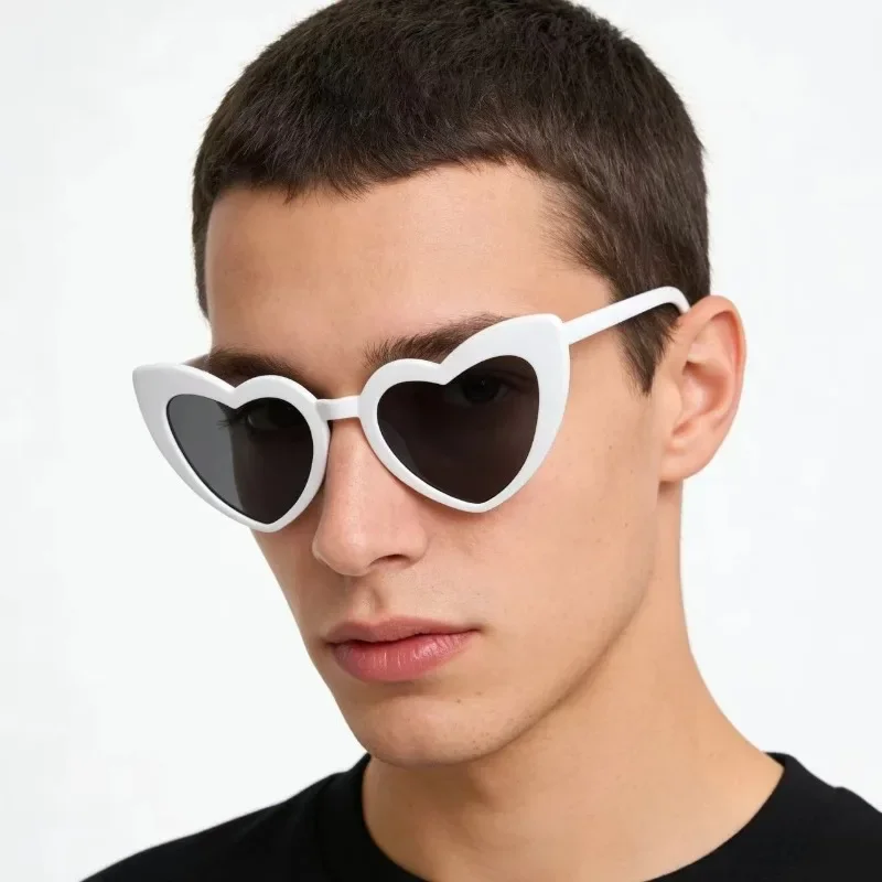 Cartoon White Heart Sunglasses Women Fashion Love Heart Frame Sun Glasses Female Cute Party Gift Shades Trend Eyeglasses - view 2