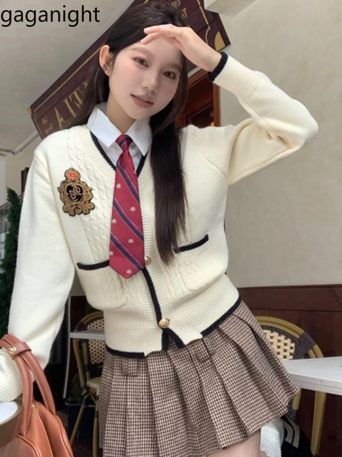 

Gaganight, женский свитер в колледжском стиле с имитацией двух контрастных топов с длинными рукавами, кардиган на осень 2024, новый женский антивозрастной топ с карманами