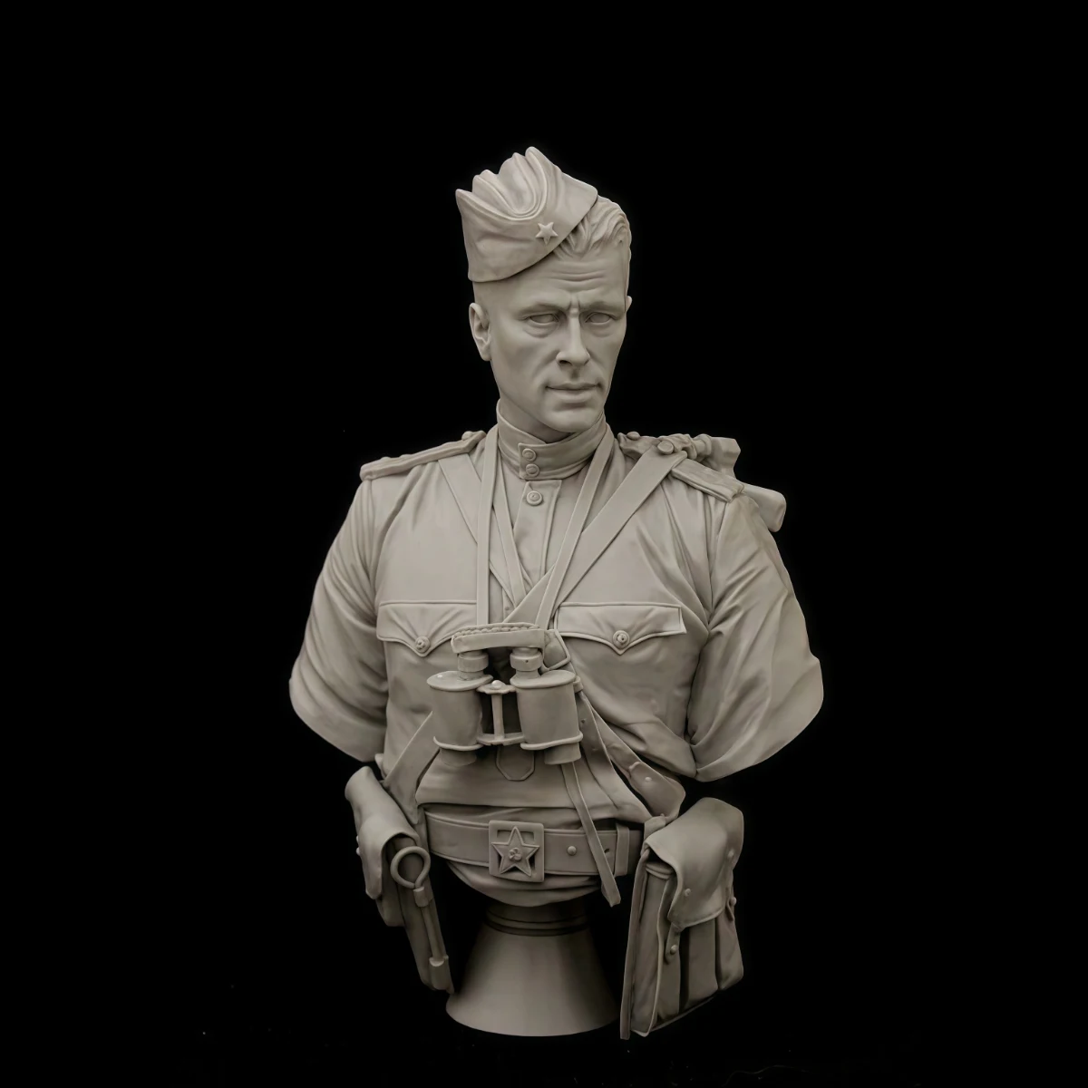 

1/10 resin unpainted model kit, military theme, half figure. Red Army Commander unassembled and unpainted GK, 1639R