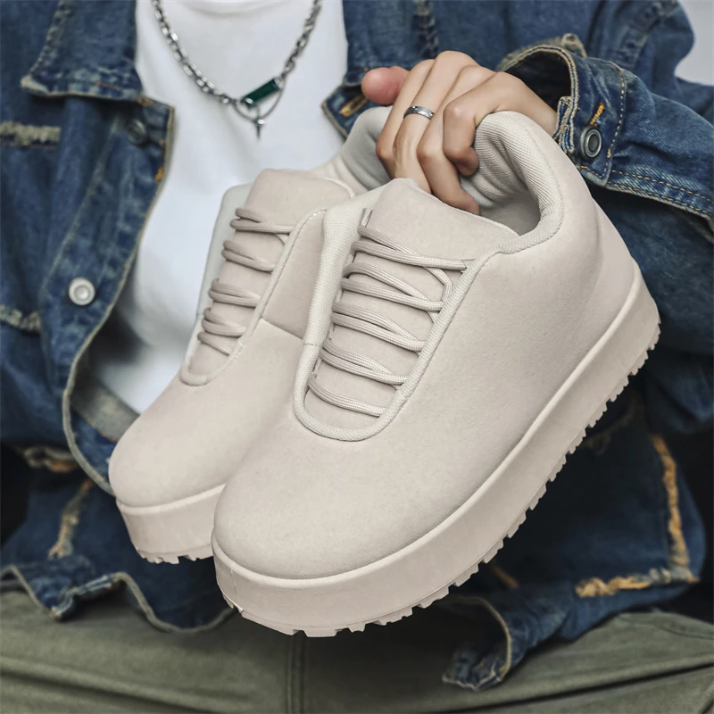 2025 Winter New Large Bread Shoes Trend Out of The Street Fashion Sports All Casual Board Shoes To Increase Men's Hip Hop Style