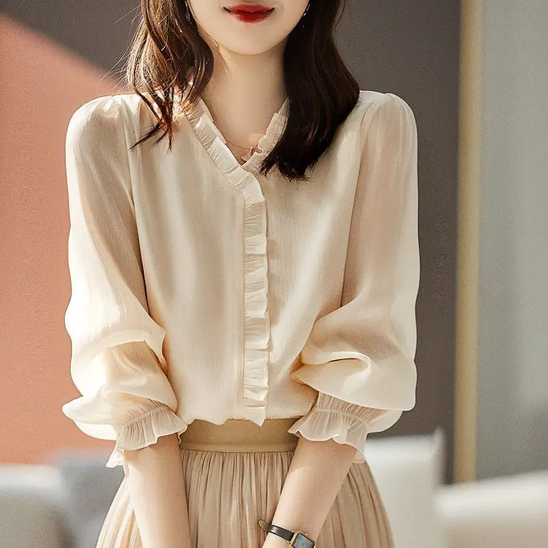 

Осенний новый стиль, украшение для ушей, глянцевая элитная модная текстура, воротник-стойка, рубашка с длинными рукавами, верхняя рубашка