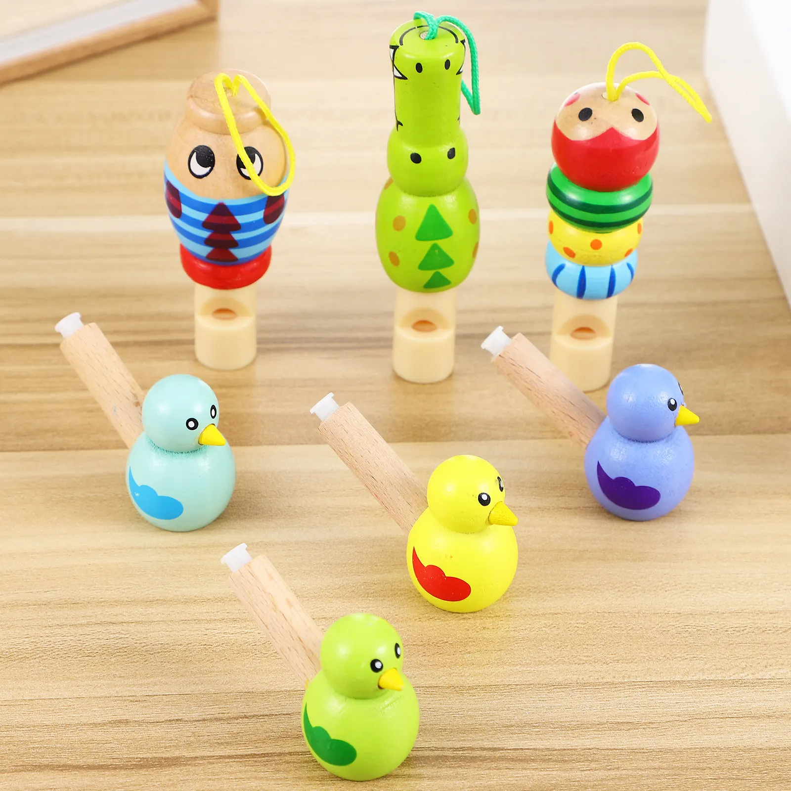 

7 шт. деревянных свистков с изображением животных и птиц для детей, музыкальный инструмент, развивающий, громкий звук, портативный свисток