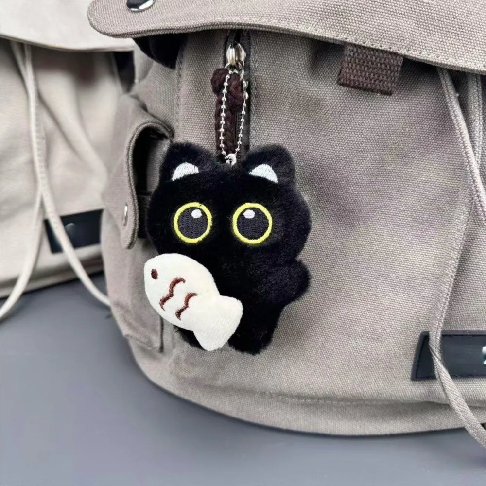 Simpatico pesce gatto nero portachiavi bambola di peluche ali di fragola borsa per bambola ciondolo bavaglino portachiavi per auto decorazione borsa da scuola