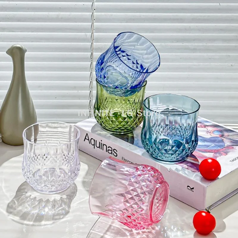 Plastic Wine Glasses Vintage Cut Design Unbreakable 220ml Goblets for Cocktail Bar Wedding Events Outdoor Party Use