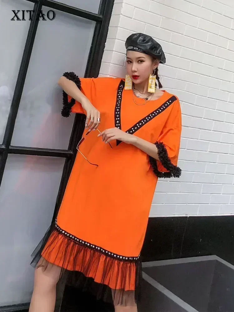 

XITAO Tide Лоскутное сетчатое элегантное платье с заклепками, женская одежда, новинка лета 2021, модный свободный пуловер, платья с короткими рукавами DMY4123