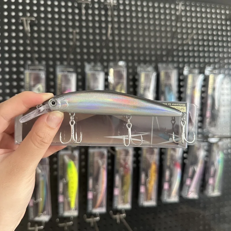 

Specification: 13cm37.6g, sea fishing trolling bait, sea bass bait, distance casting lure bait, specializing in large fish, B163